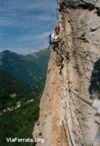 ViaFerrata_Tende_Départ1.jpg