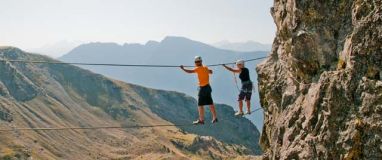 65_via-ferrata4-credit-iamges-et-reves-com.jpg